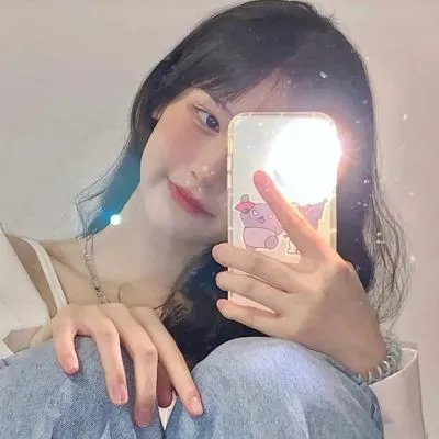 怪笑少女